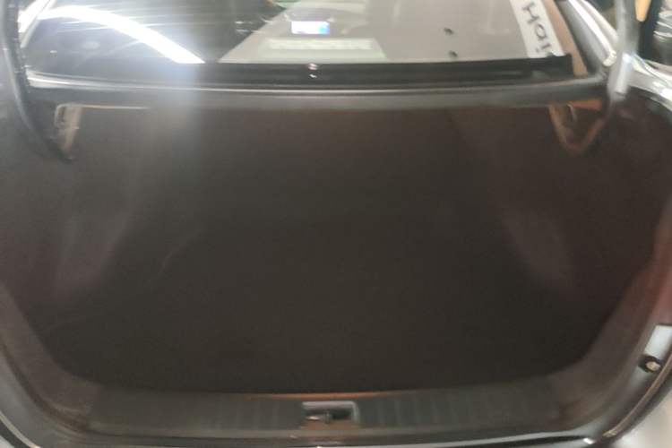 Used Nissan Sylphy 2022 Classic 1.6XE CVT Comfort Edition Trunk