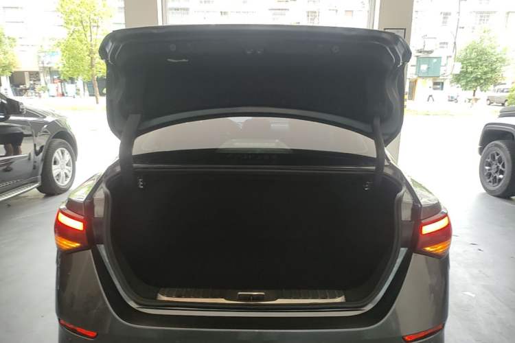 Used Nissan Sylphy 2022 1.6L XL CVT Enjoyment Edition Trunk