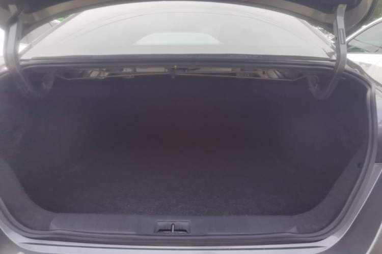 Used Nissan Sylphy 2022 1.6L XL CVT Enjoyment Edition Trunk