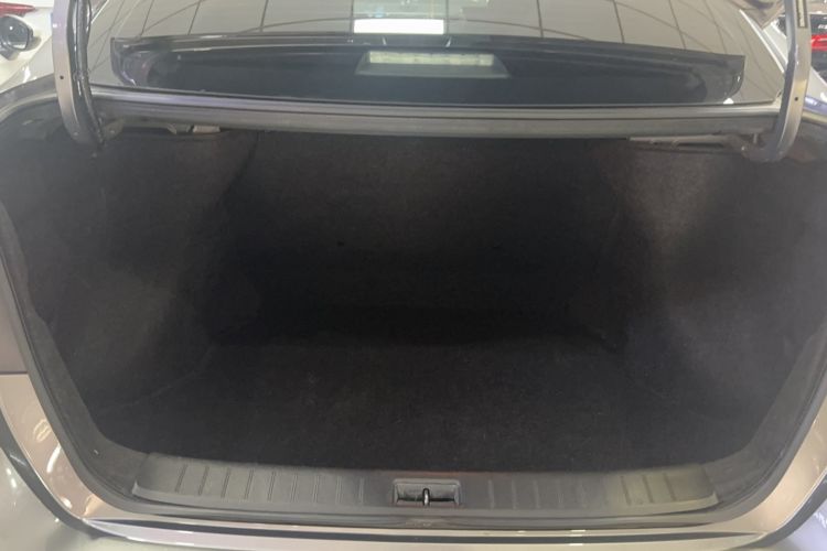 Used Nissan Sylphy 2022 Classic 1.6XE CVT Comfort Edition Trunk