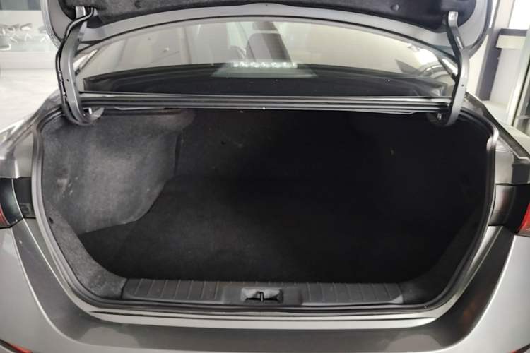 Used Nissan Sylphy 2022 1.6L XL CVT Enjoyment Edition Trunk