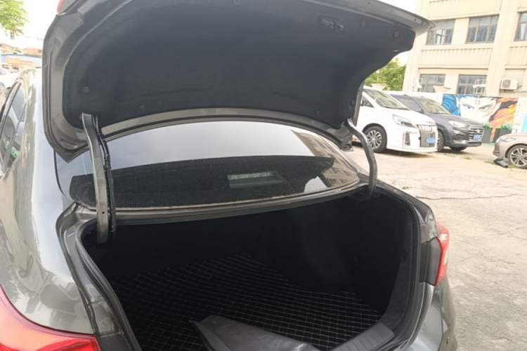 Used Nissan Sylphy 2022 Classic 1.6XE CVT Comfort Edition Trunk