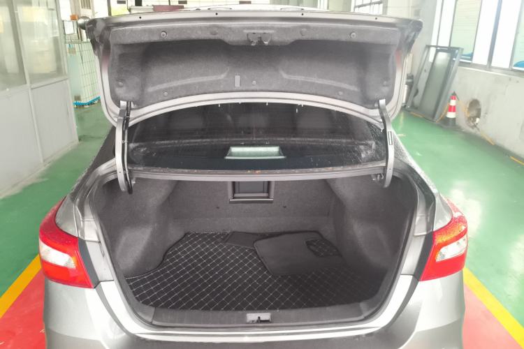Used Nissan Sylphy 2022 Classic 1.6XL CVT Luxury Edition Trunk