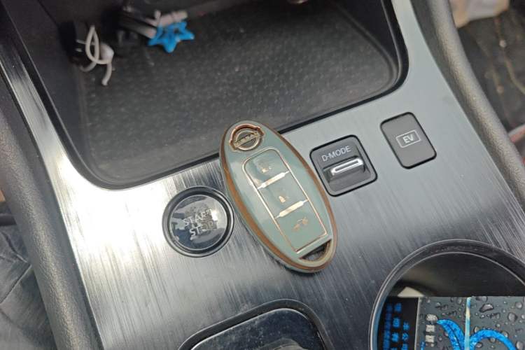 Used Nissan Sylphy 2022 All-Electric e-POWER Version with Large Display Vehicle Key