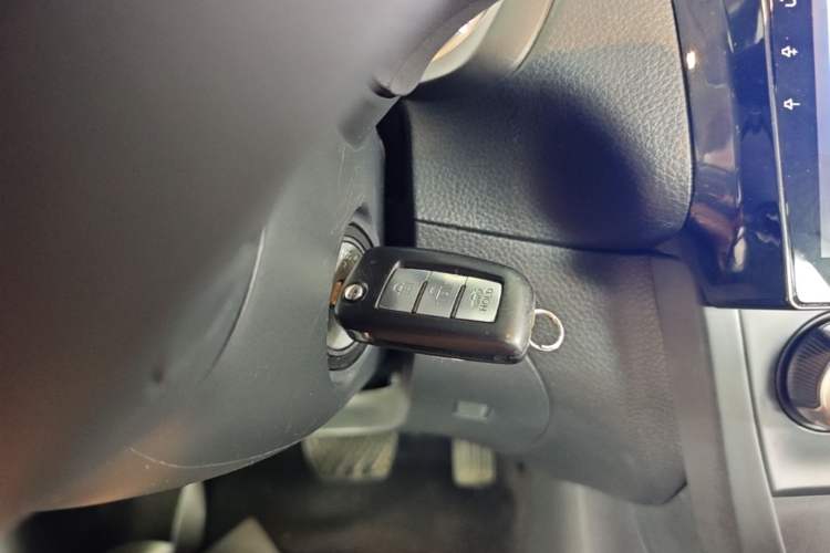 Used Nissan Sylphy 2022 Classic 1.6XE CVT Comfort Edition Vehicle Key