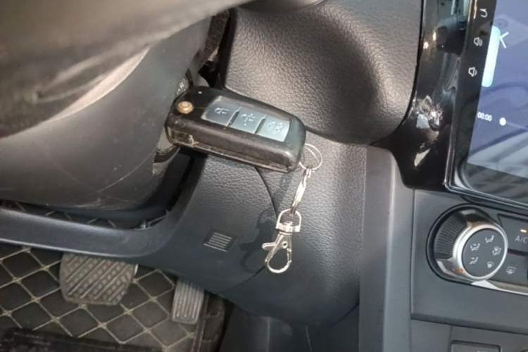 Used Nissan Sylphy 2022 Classic 1.6XE CVT Comfort Edition Vehicle Key
