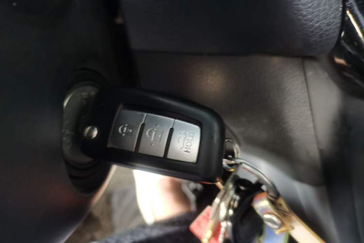 Used Nissan Sylphy 2022 Classic 1.6XE CVT Comfort Edition Vehicle Key
