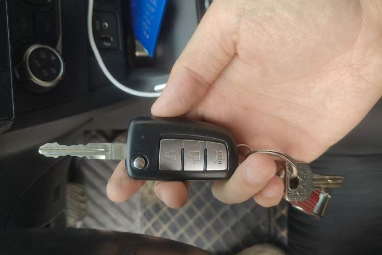 Used Nissan Sylphy 2022 Classic 1.6XE CVT Comfort Edition Vehicle Key