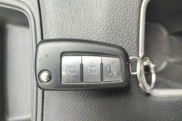 Used Nissan Sylphy 2022 Classic 1.6XE CVT Comfort Edition Vehicle Key