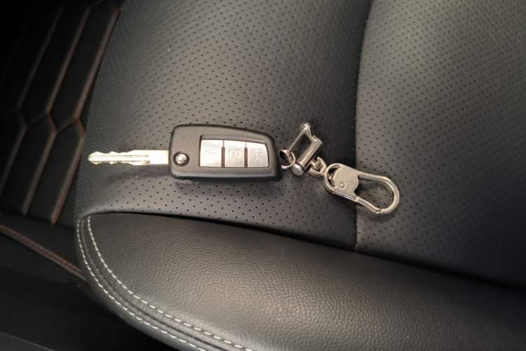 Used Nissan Sylphy 2022 Classic 1.6XE CVT Comfort Edition Vehicle Key