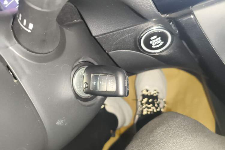 Used Nissan Sylphy 2022 Classic 1.6XL CVT Luxury Edition Vehicle Key