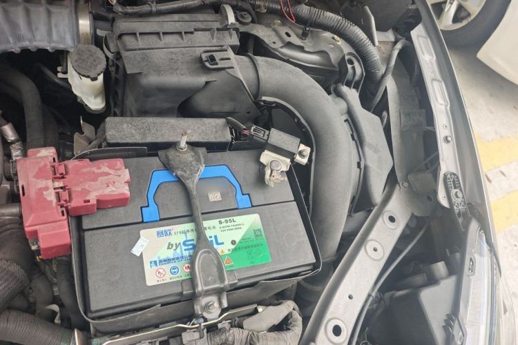 Used Nissan Sylphy 2022 Classic 1.6XE CVT Comfort Edition Engine Bay Left