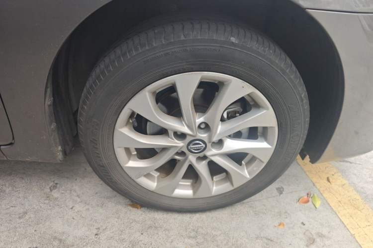 Used Nissan Sylphy 2022 Classic 1.6XE CVT Comfort Edition Right Front Wheel Hub