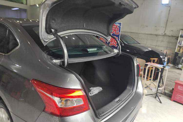 Used Nissan Sylphy 2022 Classic 1.6XE CVT Comfort Edition Trunk