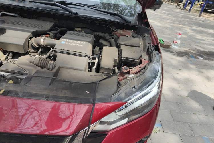Used Nissan Sylphy 2022 Electric-Drive e-POWER Ultra-Luxury Version Engine Bay Left