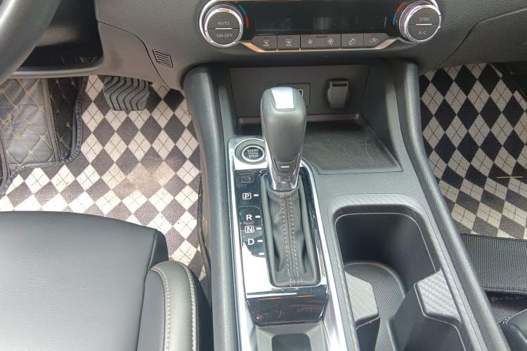 Used Nissan Sylphy 2022 1.6L XL CVT Enjoyment Edition Gear Lever