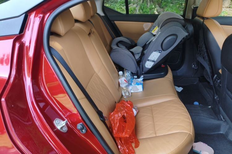 Used Nissan Sylphy 2022 Electric-Drive e-POWER Ultra-Luxury Version Left Rear Seat