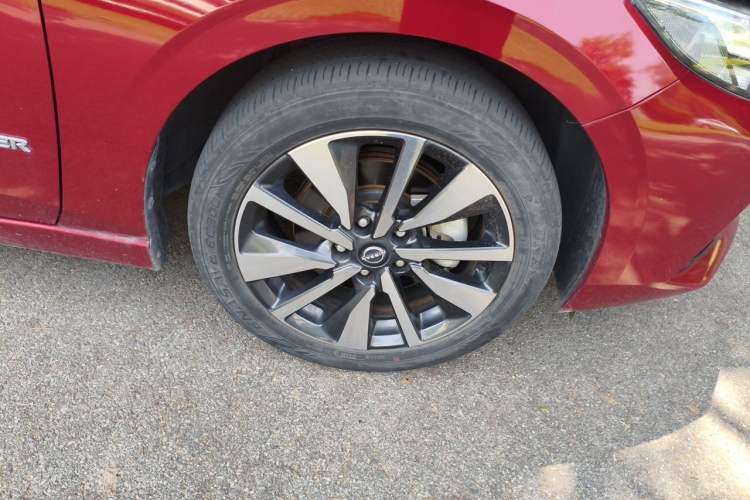Used Nissan Sylphy 2022 Electric-Drive e-POWER Ultra-Luxury Version Right Front Wheel Hub