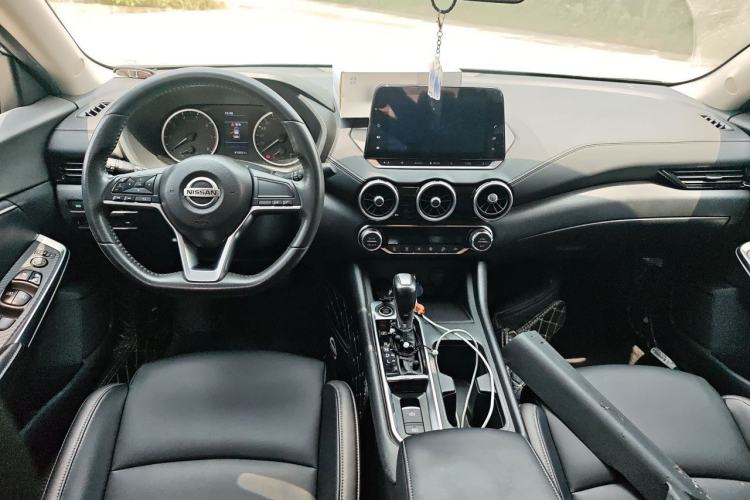 Used Nissan Sylphy 2022 1.6L XL CVT Enjoyment Edition Center Console