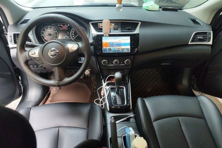 Used Nissan Sylphy 2022 Revised Version Classic 1.6XL CVT Luxury Edition Center Console