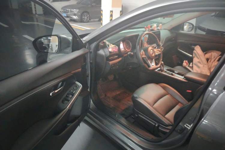 Used Nissan Sylphy 2022 1.6L XL CVT Enjoyment Edition Driver Seat