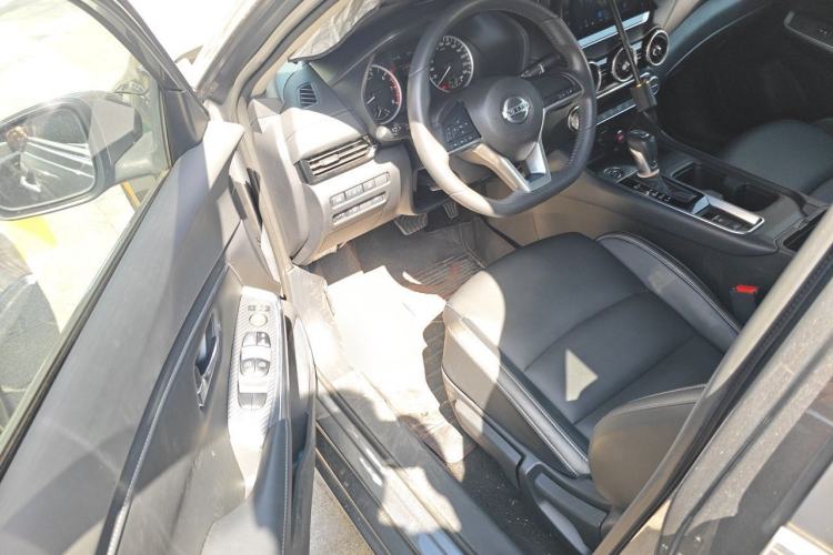 Used Nissan Sylphy 2022 1.6L XL CVT Enjoyment Edition Driver Seat