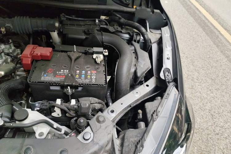 Used Nissan Sylphy 2022 Revised Version Classic 1.6XL CVT Luxury Edition Engine Bay Left