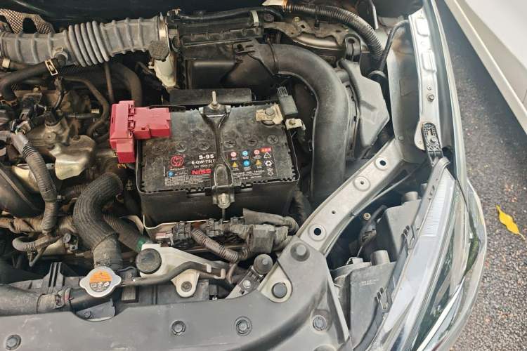 Used Nissan Sylphy 2022 Classic 1.6XE CVT Comfort Edition Engine Bay Left