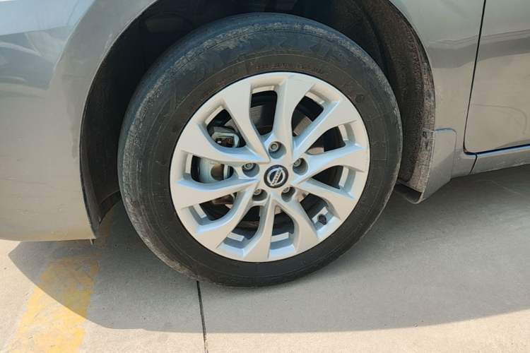 Used Nissan Sylphy 2022 Classic 1.6XL CVT Luxury Edition Exterior 4