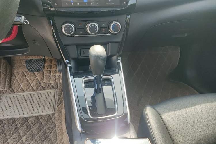 Used Nissan Sylphy 2022 Classic 1.6XL CVT Luxury Edition Gear Lever