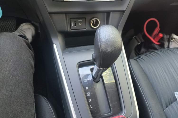 Used Nissan Sylphy 2022 Classic 1.6XE CVT Comfort Edition Gear Lever