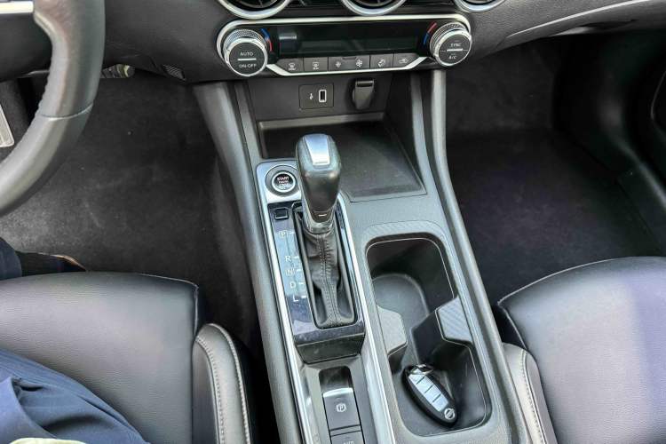 Used Nissan Sylphy 2022 1.6L XL CVT Enjoyment Edition Gear Lever