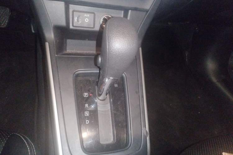 Used Nissan Sylphy 2022 Classic 1.6XE CVT Comfort Edition Gear Lever