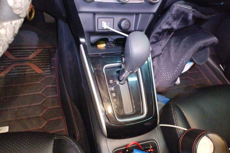 Used Nissan Sylphy 2022 Classic 1.6XL CVT Luxury Edition Gear Lever