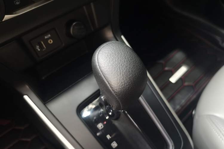 Used Nissan Sylphy 2022 Classic 1.6XE CVT Comfort Edition Gear Lever