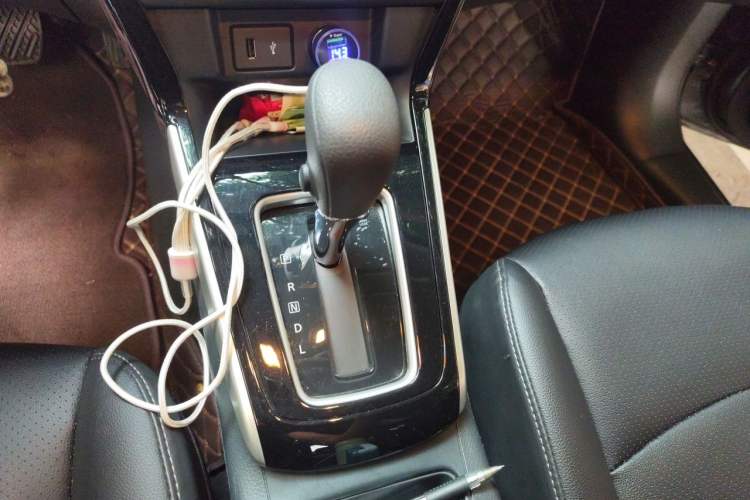 Used Nissan Sylphy 2022 Revised Version Classic 1.6XL CVT Luxury Edition Gear Lever