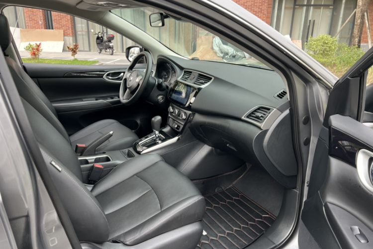 Used Nissan Sylphy 2022 Classic 1.6XL CVT Luxury Edition Interior 10