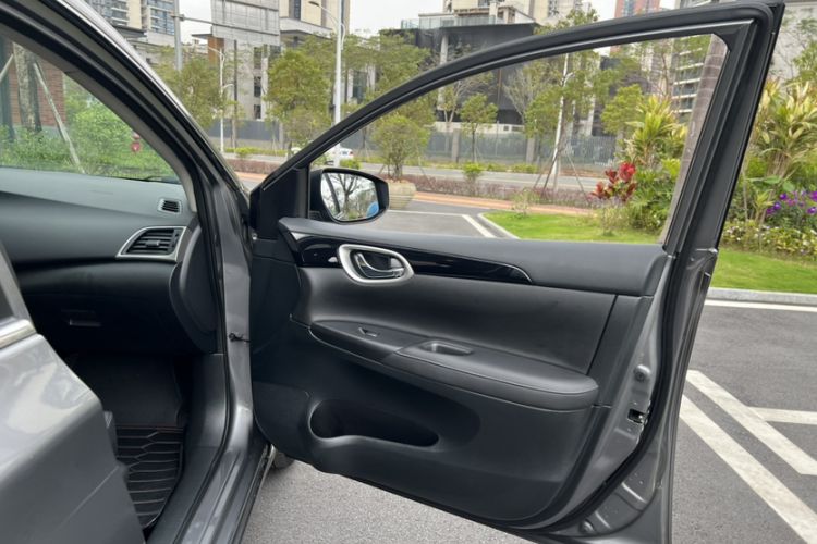 Used Nissan Sylphy 2022 Classic 1.6XL CVT Luxury Edition Interior 3