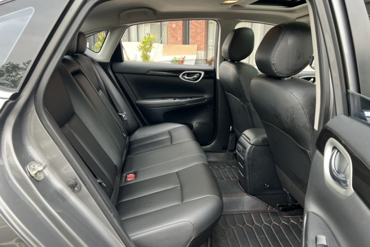 Used Nissan Sylphy 2022 Classic 1.6XL CVT Luxury Edition Interior 8