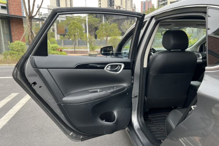 Used Nissan Sylphy 2022 Classic 1.6XL CVT Luxury Edition Interior 9