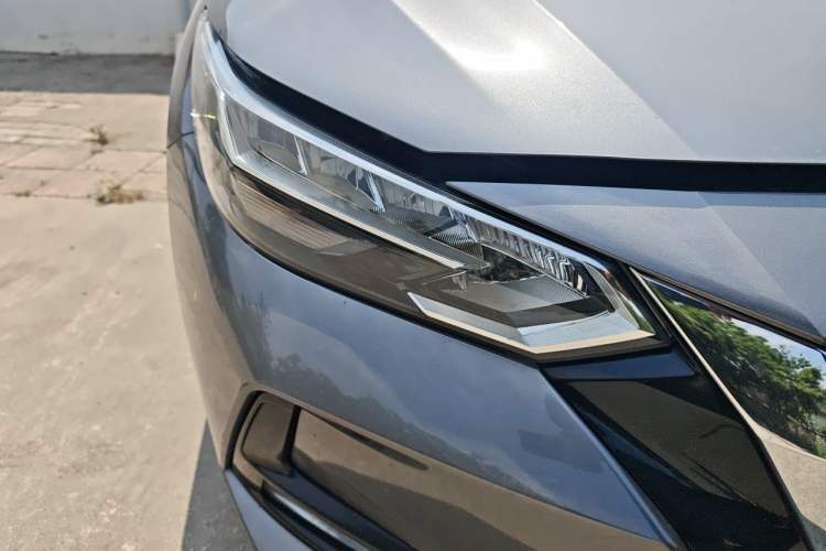 Used Nissan Sylphy 2022 1.6L XL CVT Enjoyment Edition Right Front Headlight