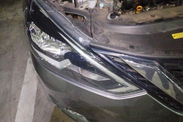 Used Nissan Sylphy 2022 Classic 1.6XL CVT Luxury Edition Right Front Headlight