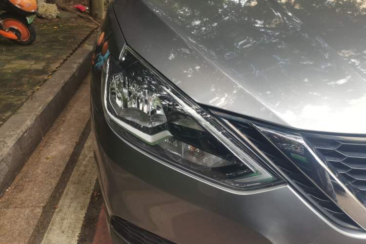 Used Nissan Sylphy 2022 Classic 1.6XE CVT Comfort Edition Right Front Headlight