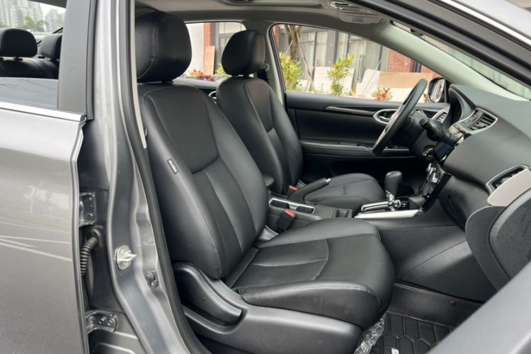 Used Nissan Sylphy 2022 Classic 1.6XL CVT Luxury Edition Right Front Seat