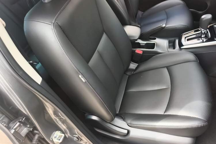 Used Nissan Sylphy 2022 Revised Version Classic 1.6XL CVT Luxury Edition Right Front Seat