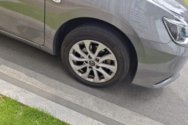 Used Nissan Sylphy 2022 Classic 1.6XE CVT Comfort Edition Right Front Wheel Hub