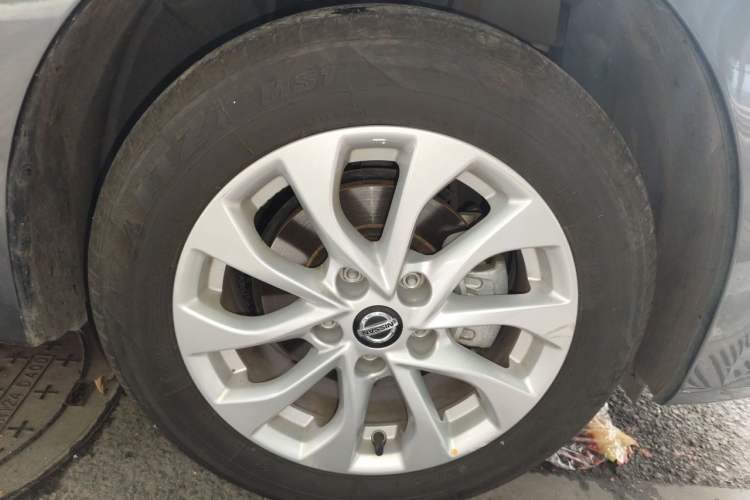 Used Nissan Sylphy 2022 Revised Version Classic 1.6XL CVT Luxury Edition Right Front Wheel Hub