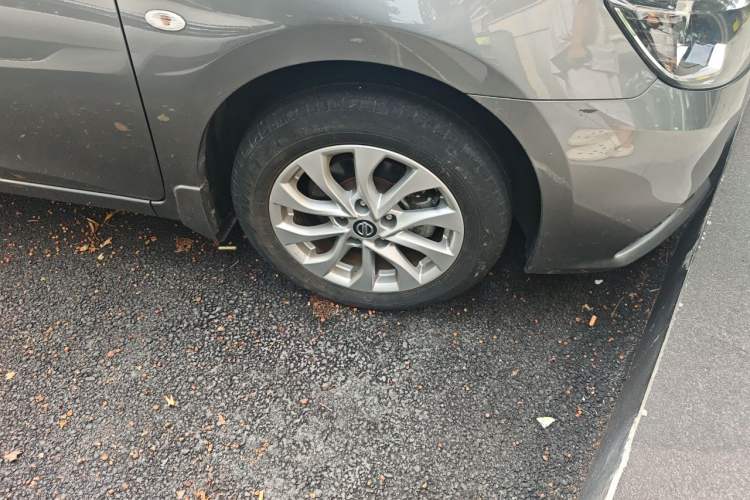 Used Nissan Sylphy 2022 Classic 1.6XE CVT Comfort Edition Right Front Wheel Hub