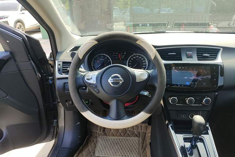 Used Nissan Sylphy 2022 Classic 1.6XL CVT Luxury Edition Steering Wheel