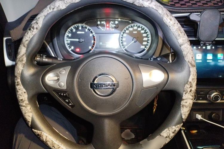 Used Nissan Sylphy 2022 Classic 1.6XL CVT Luxury Edition Steering Wheel